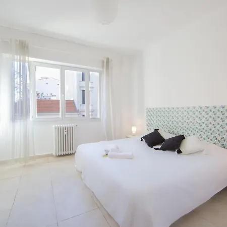 Centre D'antibes, 3 Pieces Renove Terrasse, Climatisation Antibes