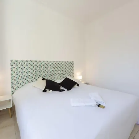 아파트 Centre D'antibes, 3 Pieces Renove Terrasse, Climatisation *